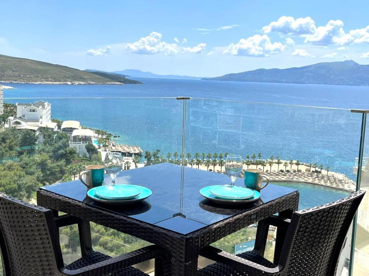 Apartament Golden Star 1 *